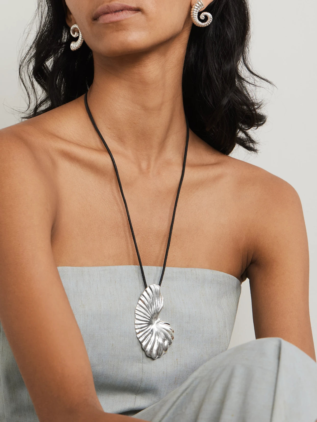 Image of Necklaces. Product name - The Birth Of Venus Sterling Silver And Cord Necklace in Multi colour by brand - YSSO