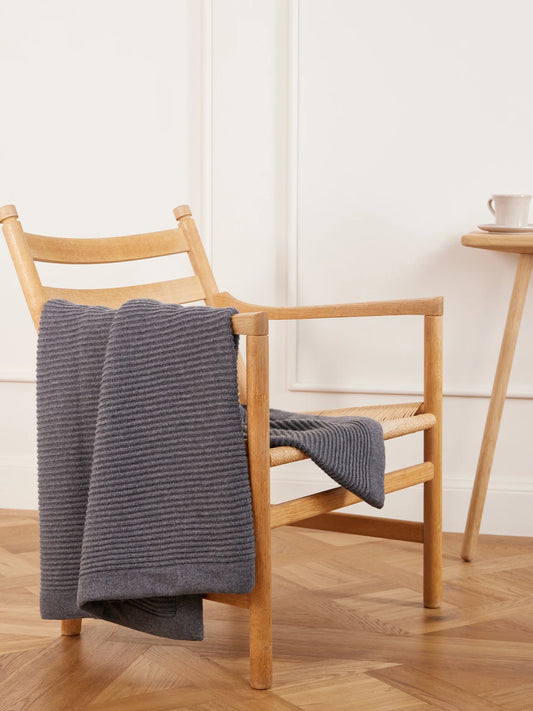 Image of Decor. Product name - Ribbed-knitted Cashmere Throw in Gray colour by brand - Brunello Cucinelli