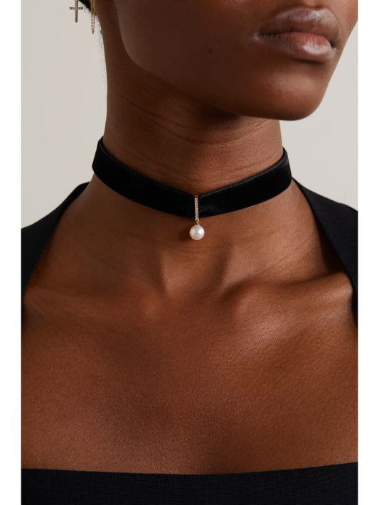 Image of Necklaces. Product name - Lady Velvet, 14-karat Gold, Pearl And Diamond Choker in Black colour by brand - Mateo