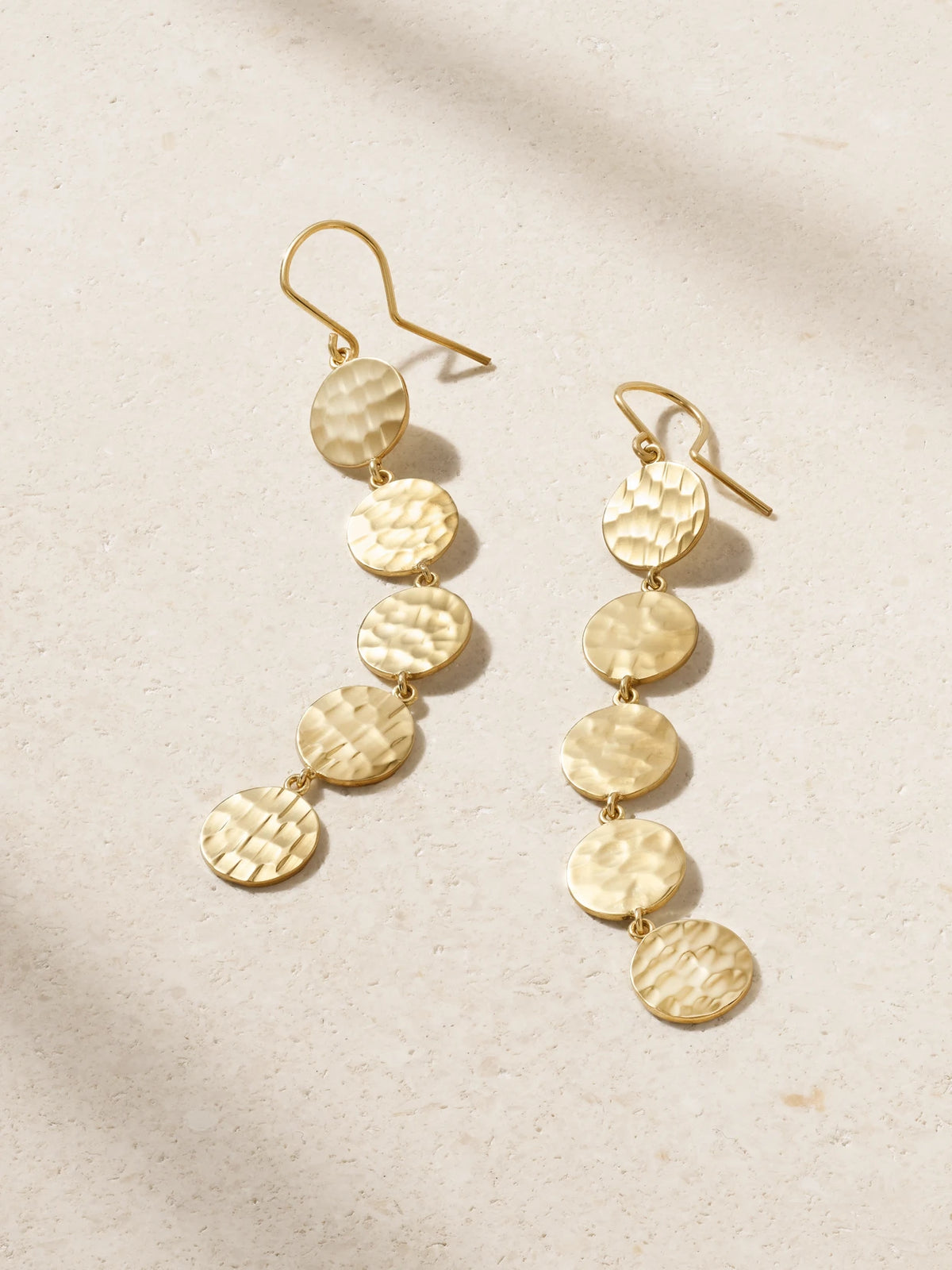 Mini Hammered Disc 18-karat Gold Earrings