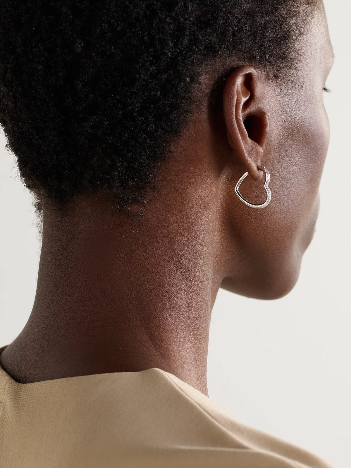 Image of Earrings. Product name - Créole Coeur 18-karat White Gold Diamond Single Hoop Earring in Multi colour by brand - Yvonne Léon