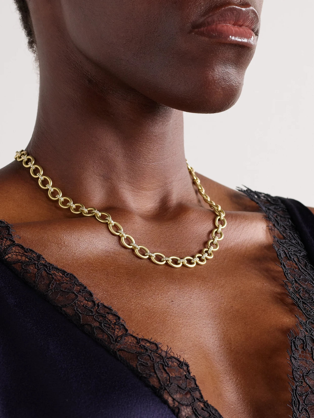 Image of Necklaces. Product name - Classic 18-karat Gold Diamond Necklace in Multi colour by brand - Irene Neuwirth