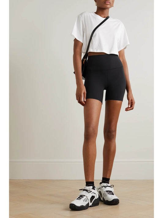 Image of a model wearing Shorts. Product name - Align High-rise Shorts - 6" in Black colour by brand - lululemon