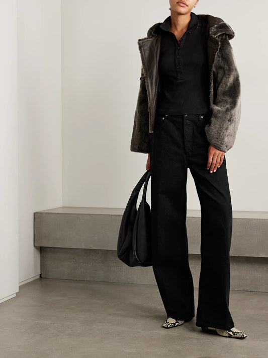 Image of Jeans. Product name - Ayla Baggy Mid-rise Jeans in Black colour by brand - Citizens of Humanity