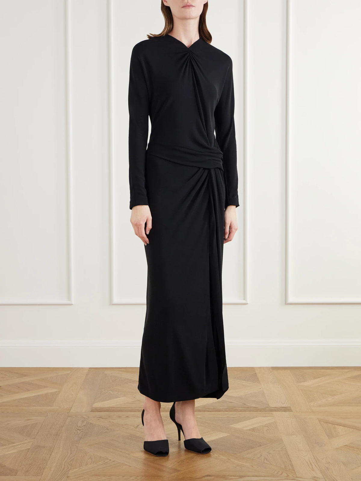 Image of Heels. Product name - Noor D'orsay 90 Satin Pumps in Black colour by brand - The Row