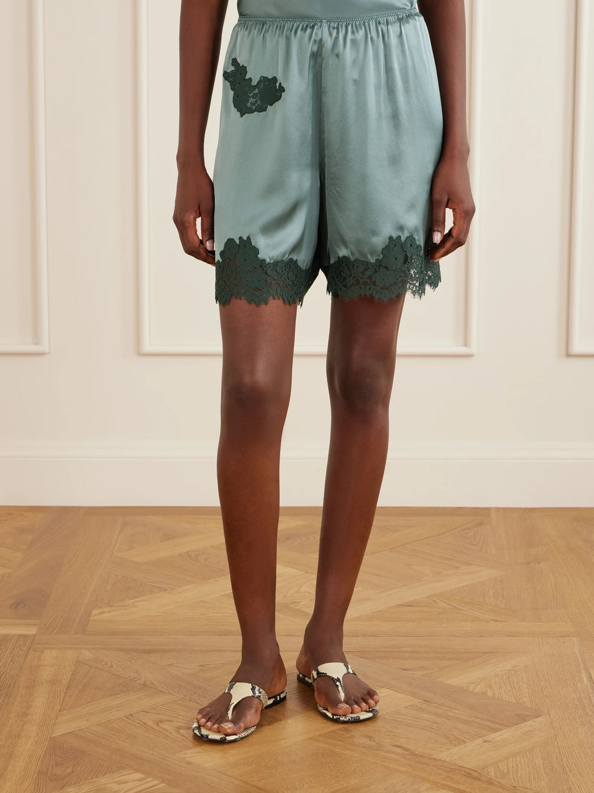 DÔEN Irsa Lace-trimmed Silk Shorts