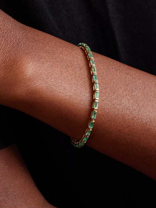 Image of Bracelets. Product name - 14-karat Gold Emerald Tennis Bracelet in Green colour by brand - KOLOURS JEWELRY
