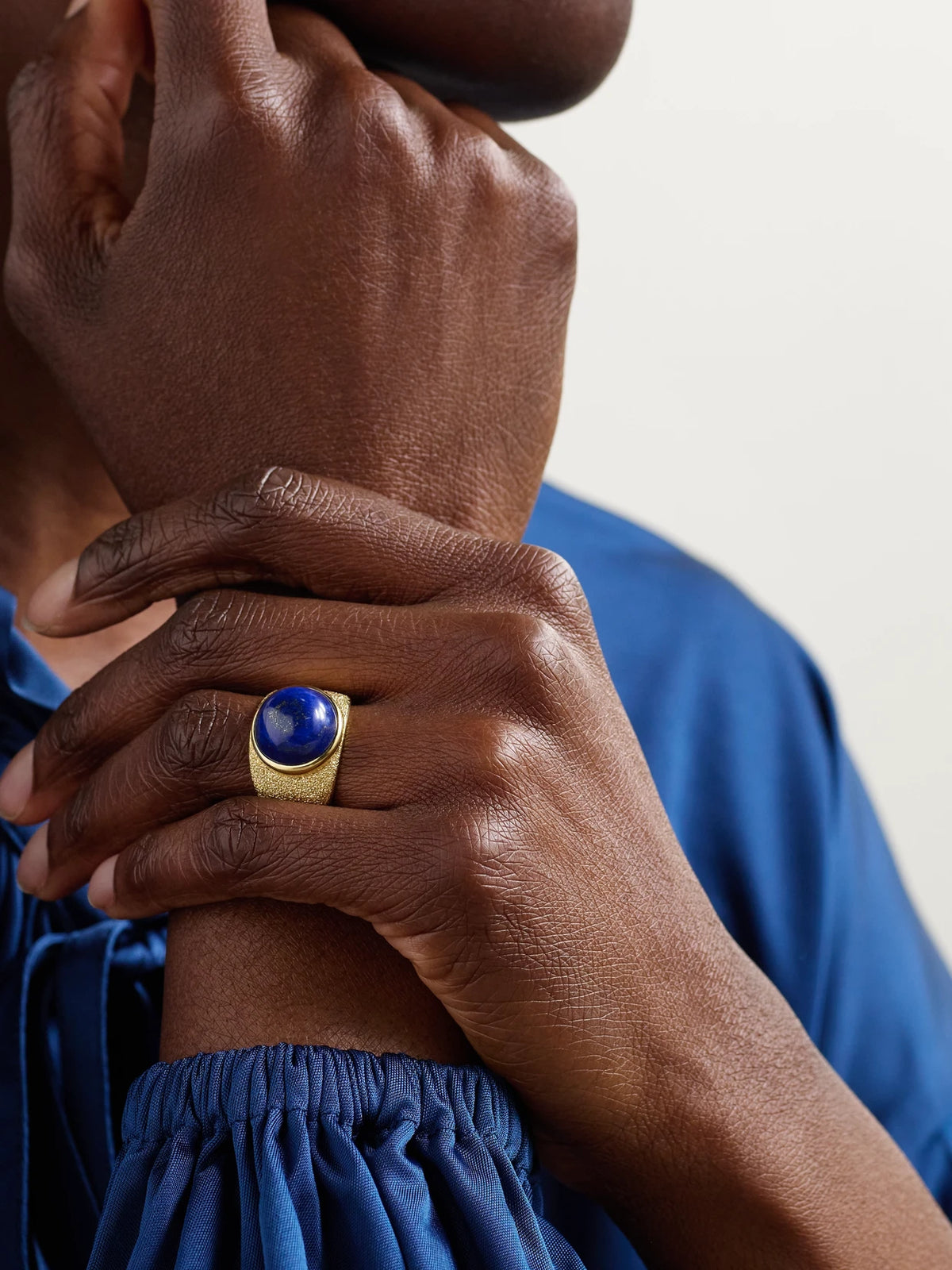 Image of Rings. Product name - Downtown 18-karat Gold Lapis Lazuli Ring in Multi colour by brand - Carolina Bucci