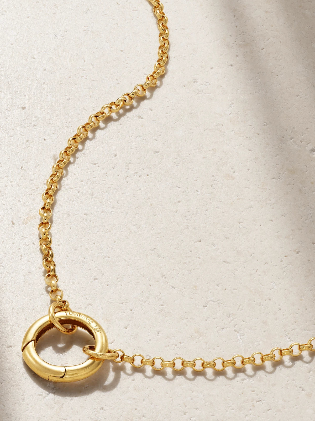 Small Open Belcher 18-karat Gold Necklace