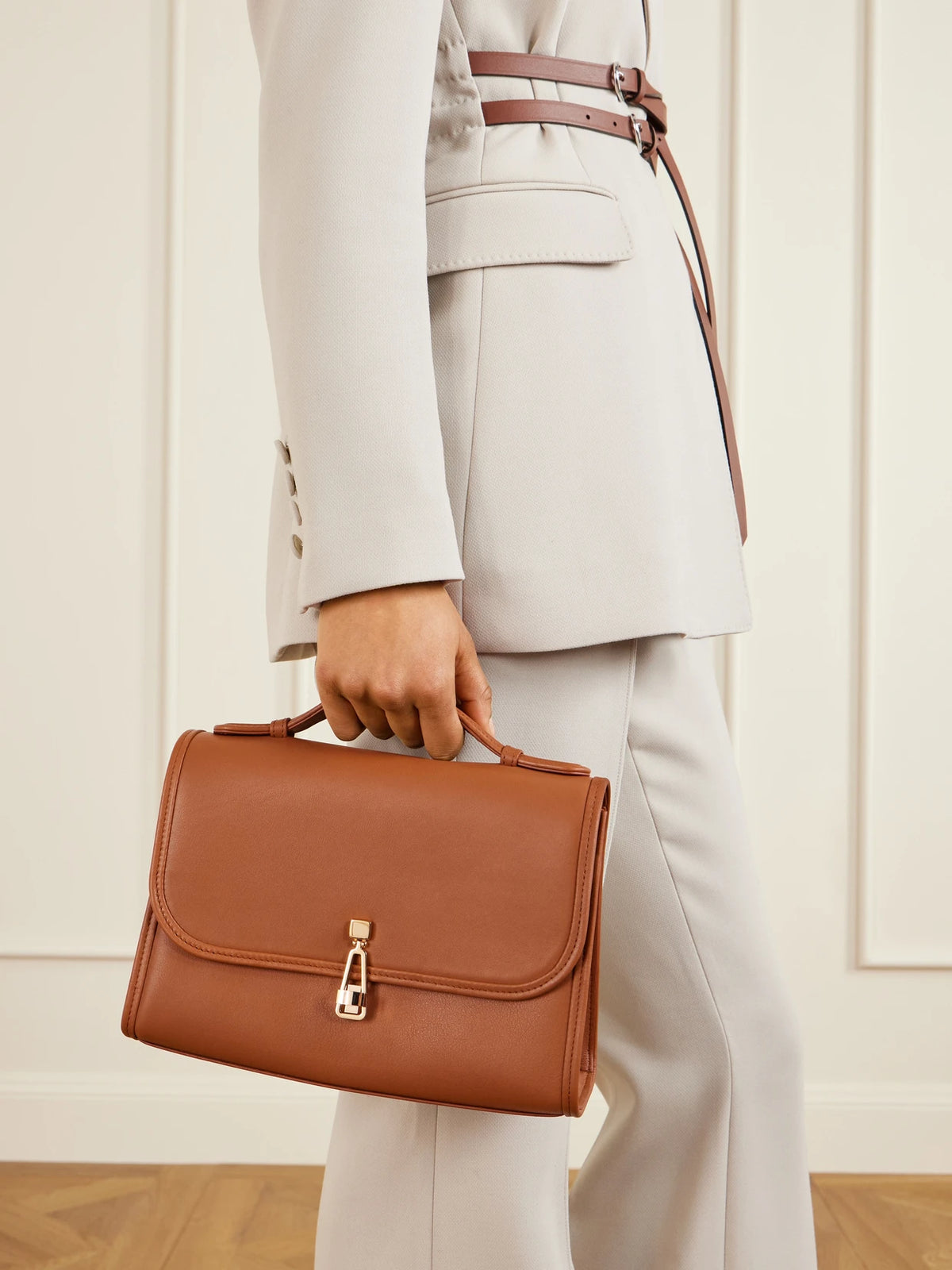 Leonora Medium Leather Tote