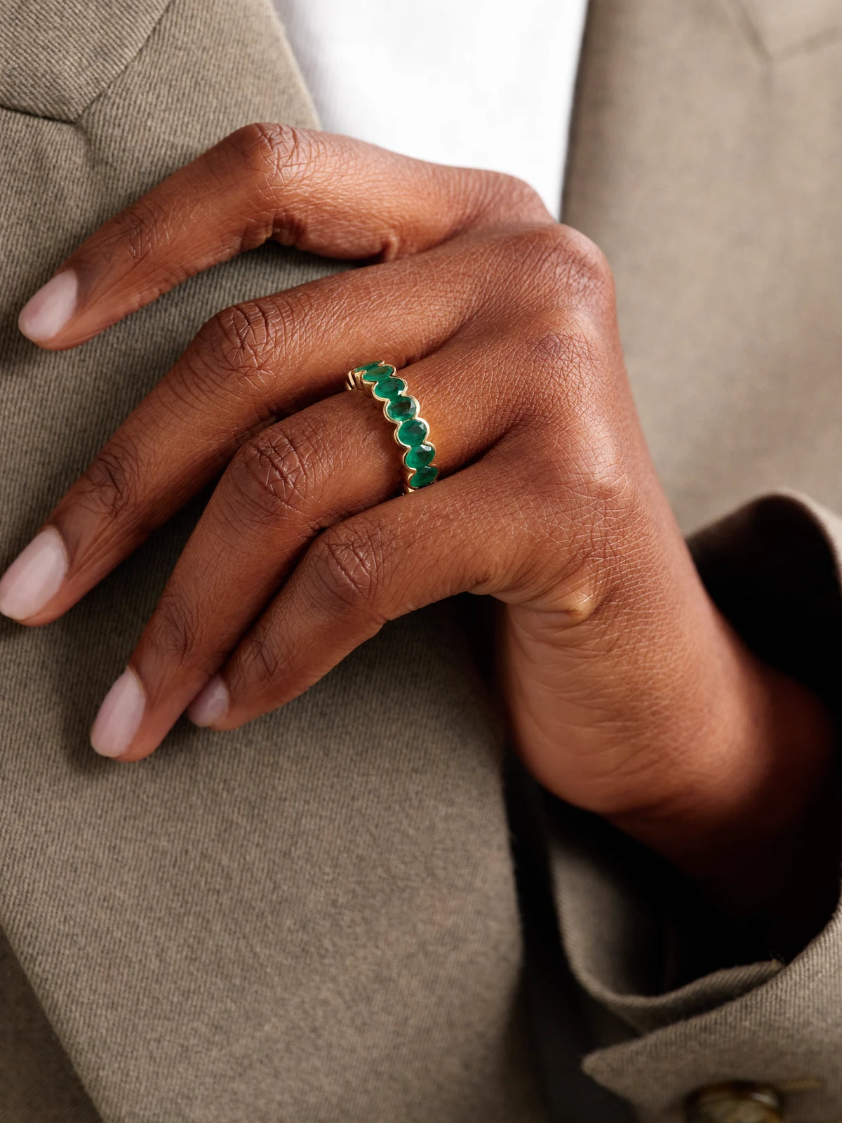Image of Rings. Product name - 14-karat Gold Emerald Ring in Green colour by brand - KOLOURS JEWELRY