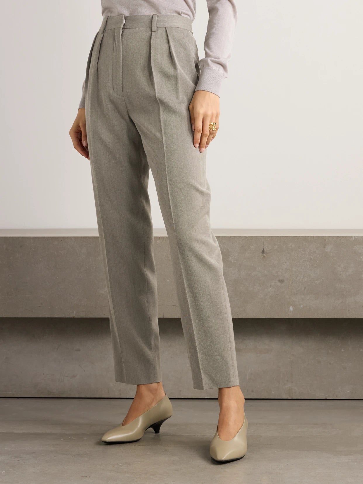 Hudson Cropped Pleated Wool Tapered Pants