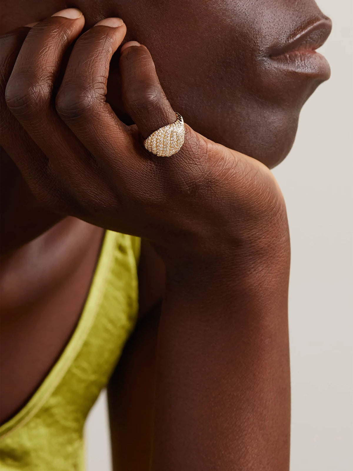 Image of Rings. Product name - Sculpted Cable 18-karat Gold Diamond Pinky Ring in Multi colour by brand - David Yurman