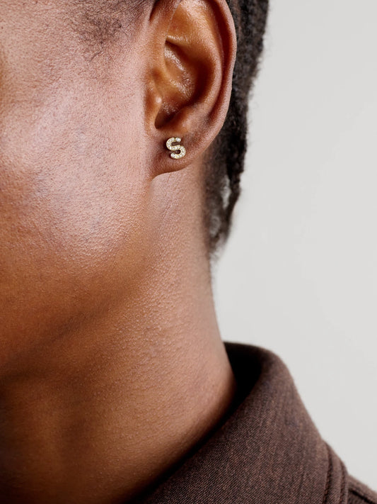 Image of Earrings. Product name - Petite Letter 18-karat Recycled Gold Diamond Single Earring in H colour by brand - Sophie Bille Brahe