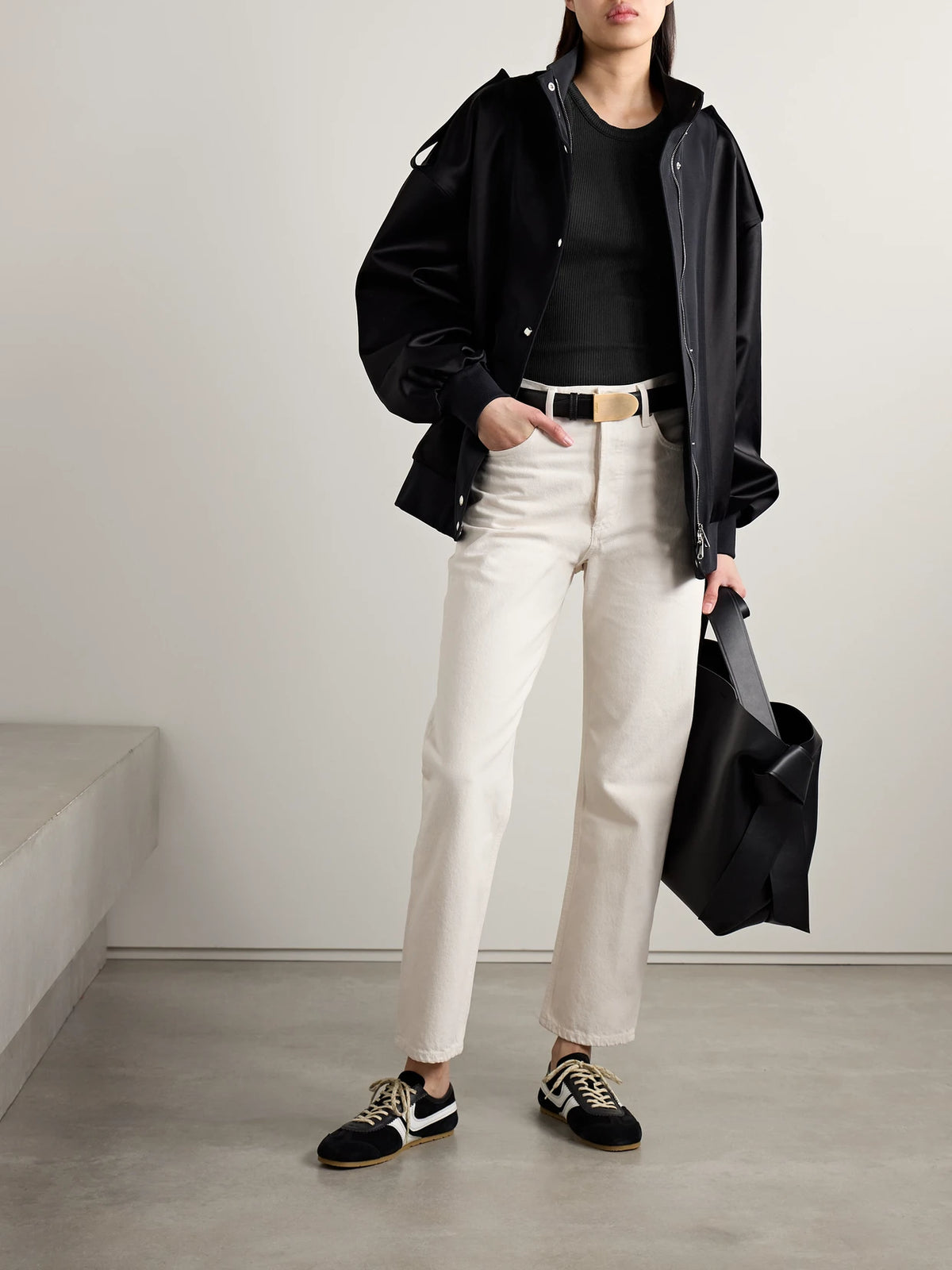 Image of Jeans. Product name - '90s Mid-rise Straight-leg Jeans in White colour by brand - AGOLDE