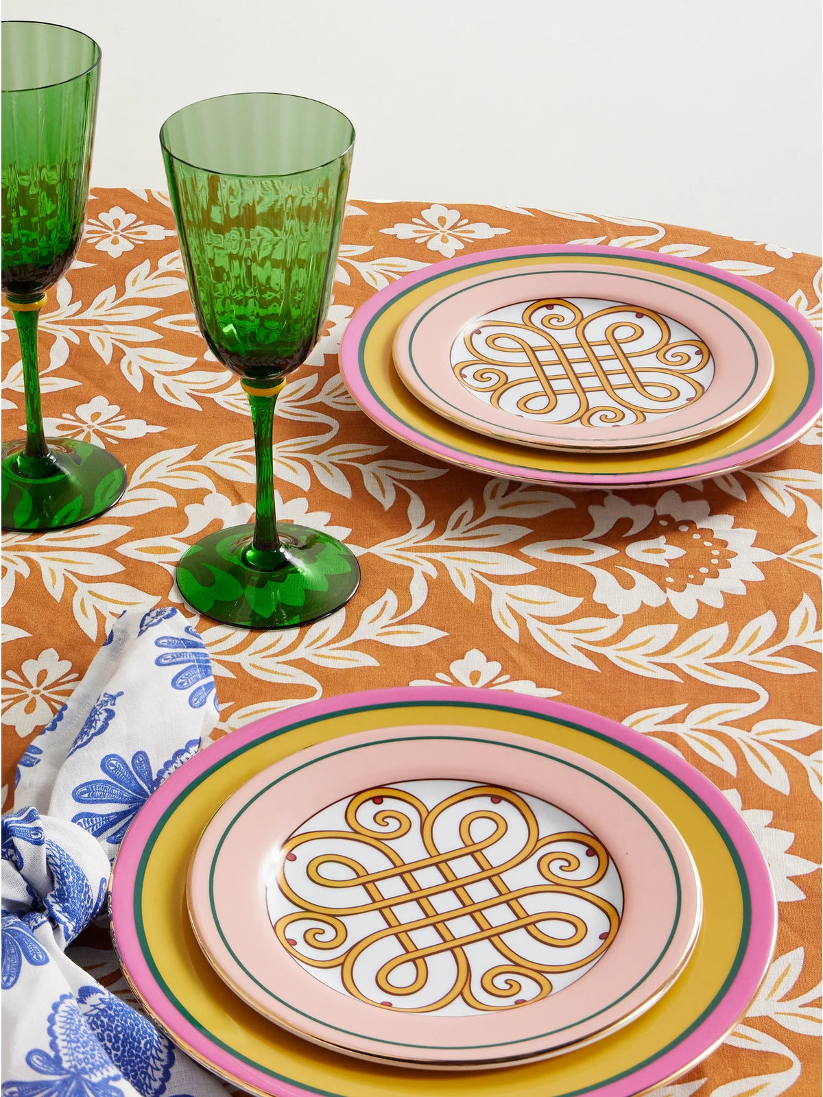 Image of Tableware. Product name - Set Of Two 20cm Printed Porcelain Dessert Plates in Pink colour by brand - La DoubleJ