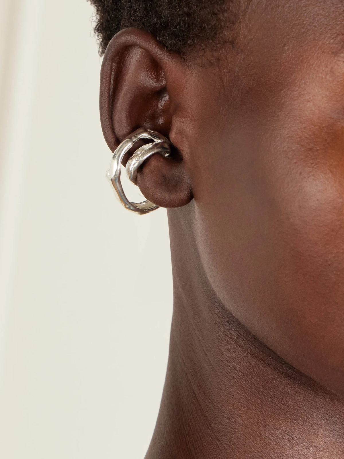 Image of Earrings. Product name - Lúa Sterling Silver Ear Cuff in Multi colour by brand - Simuero