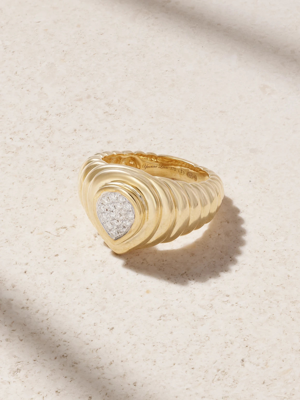 Mini 9-karat Gold Diamond Signet Ring