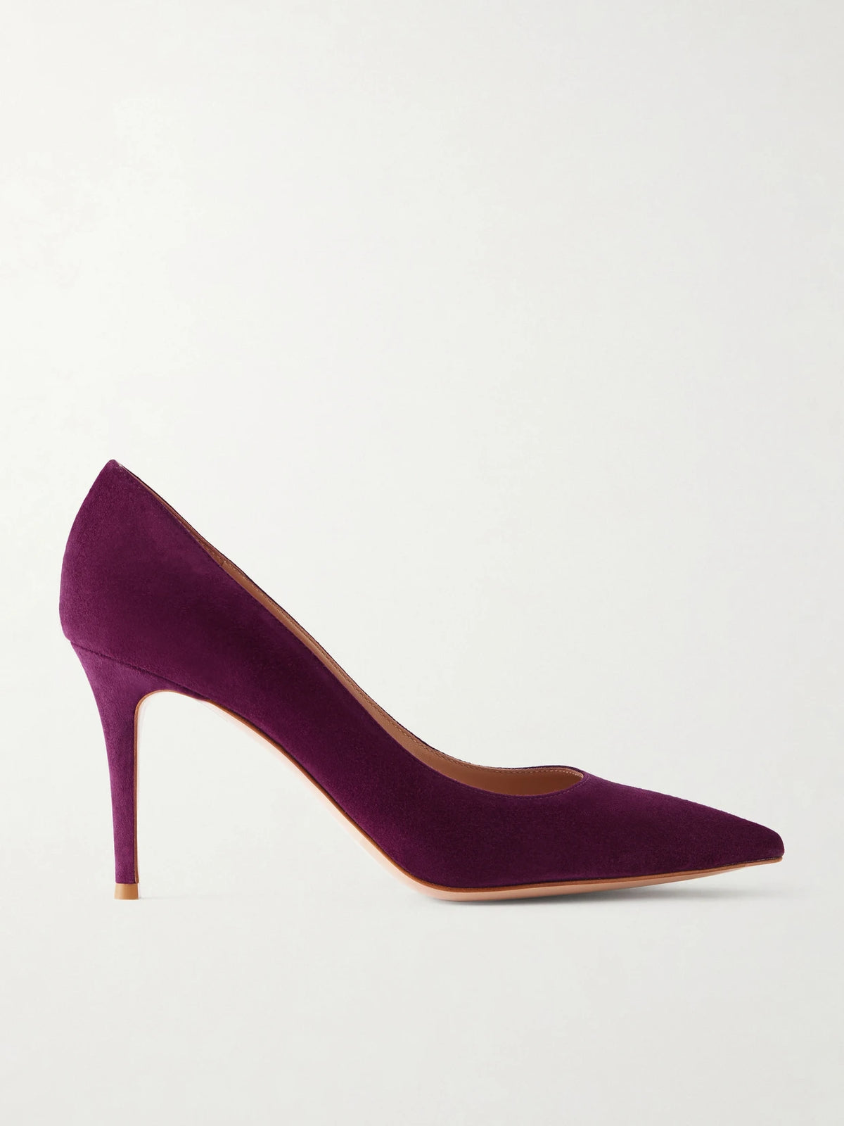 85 Suede Pumps