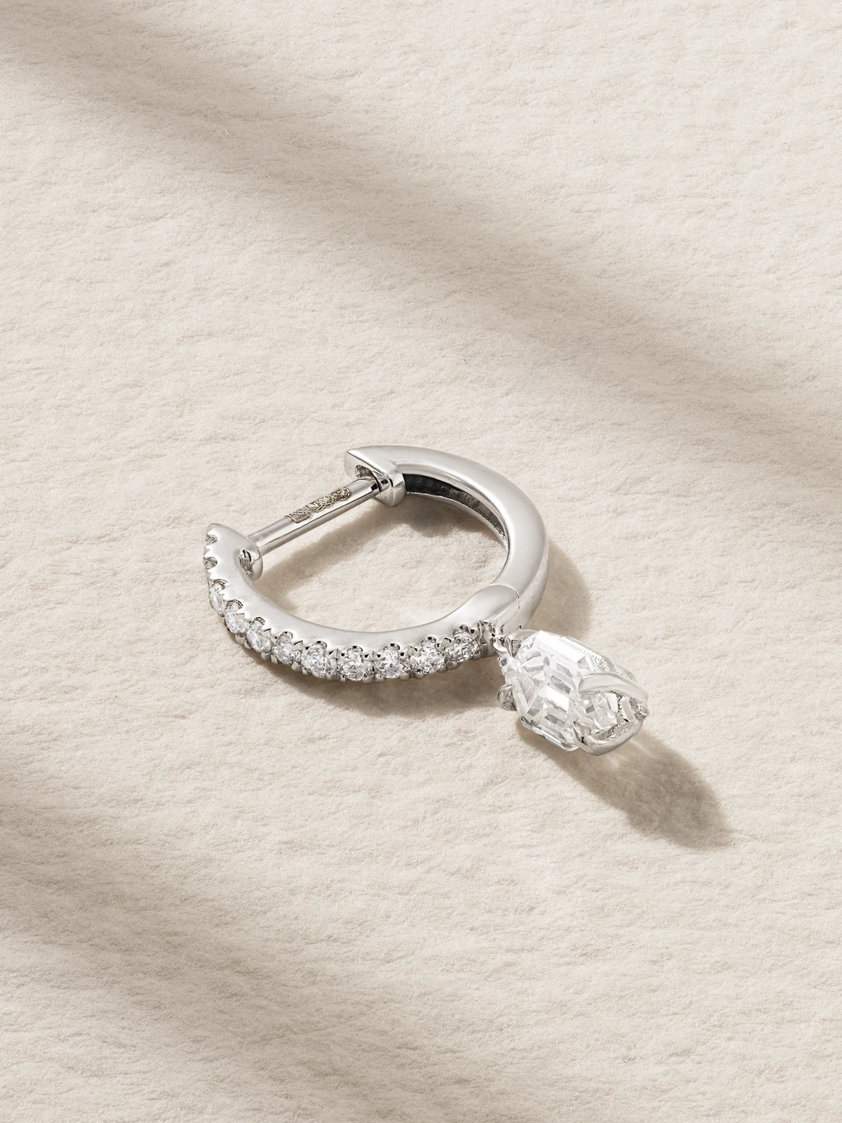 Huggies 18-karat White Gold Diamond Single Earring