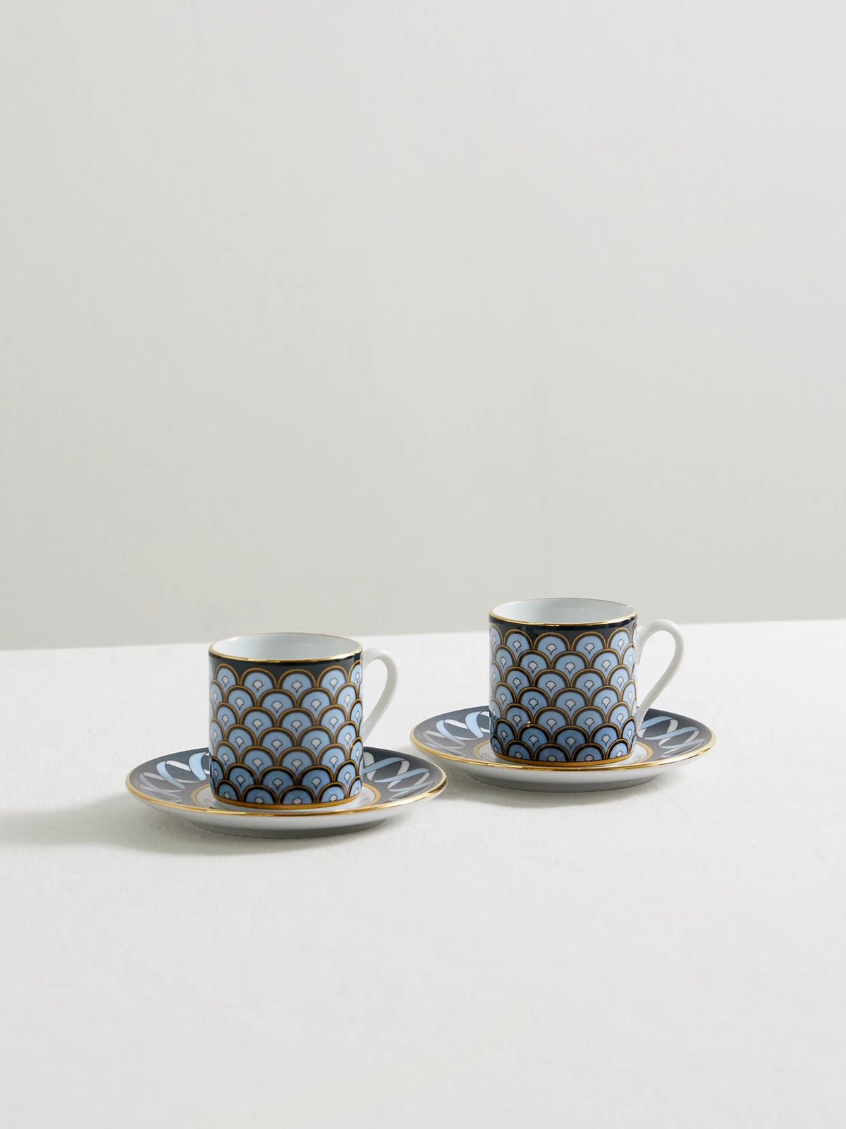 Impero Set Of Two Gold-plated Porcelain Espresso Cups And Saucers
