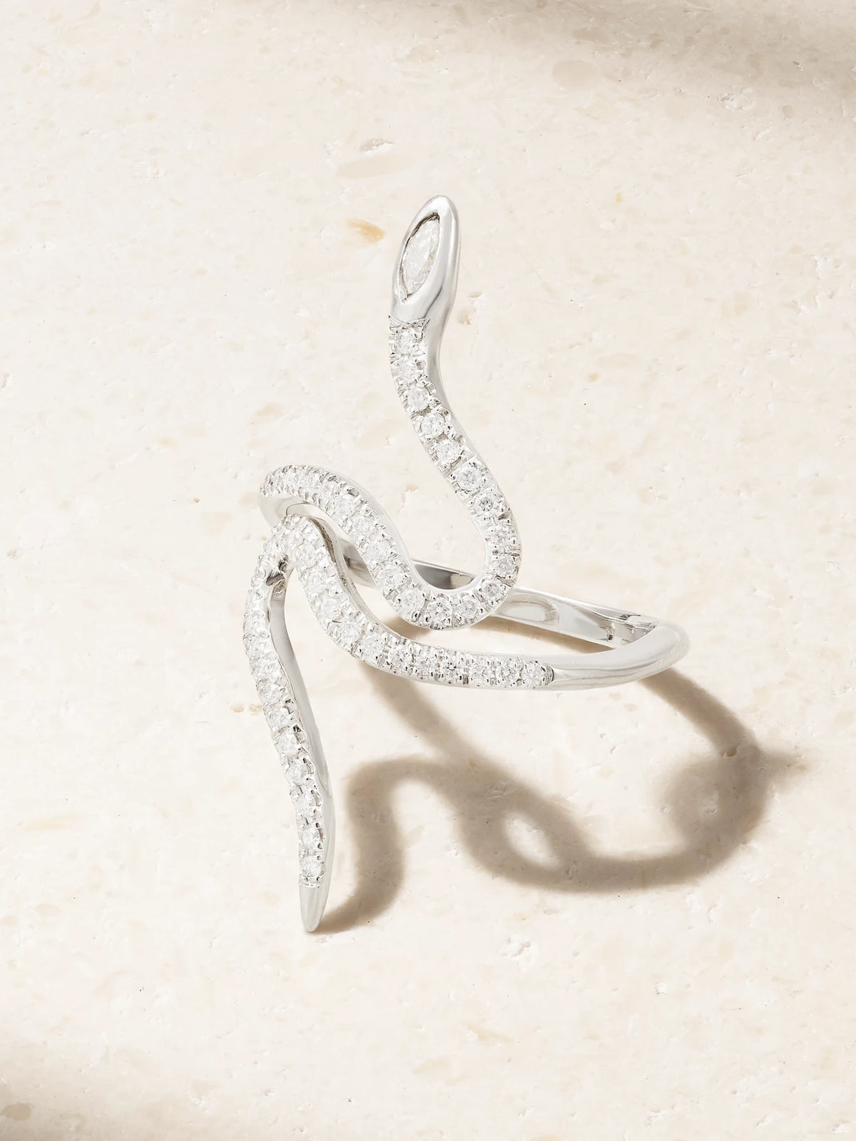 Queen Curled Snake 18-karat White Gold Diamond Ring