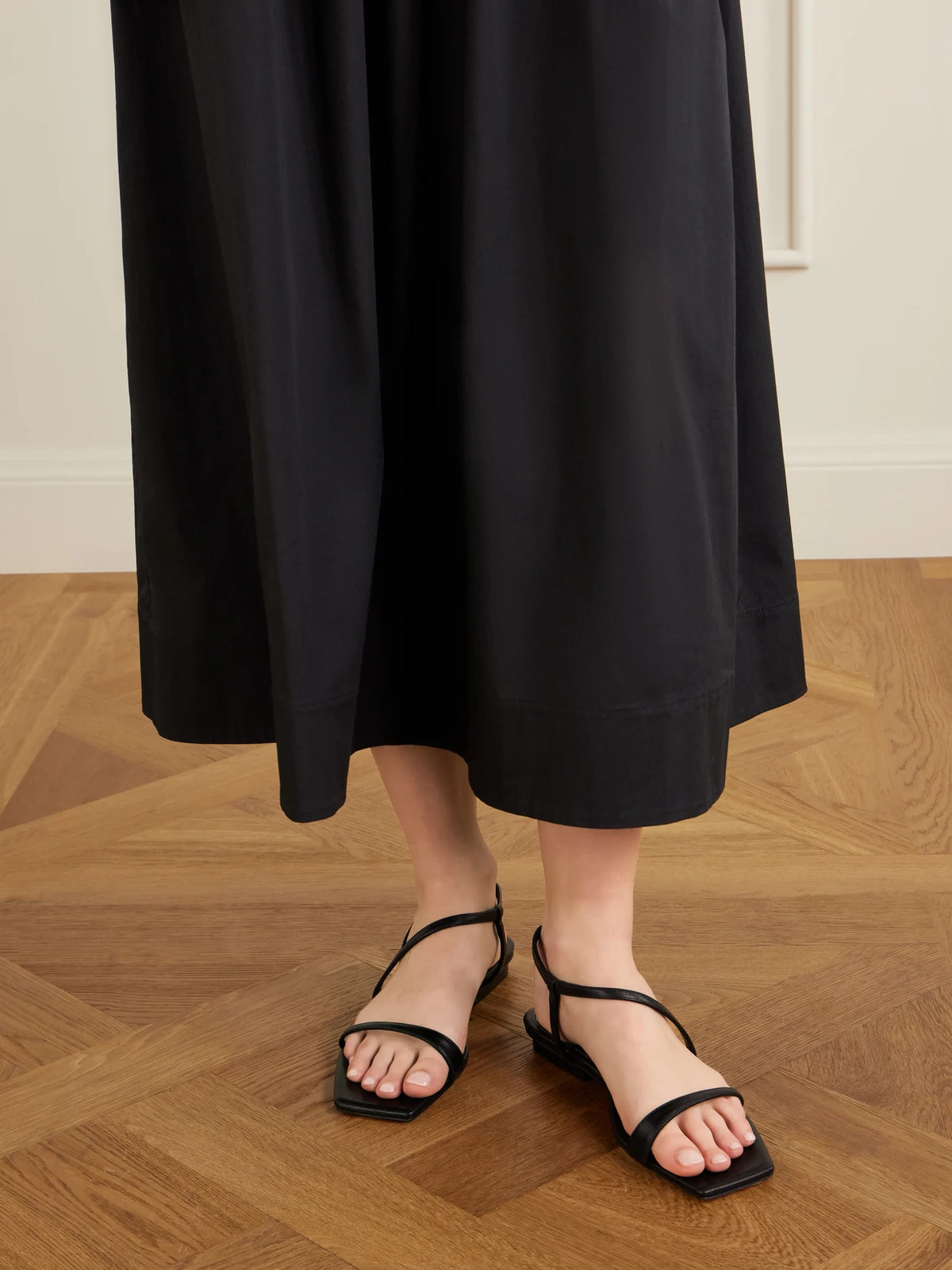 Delice Leather Sandals