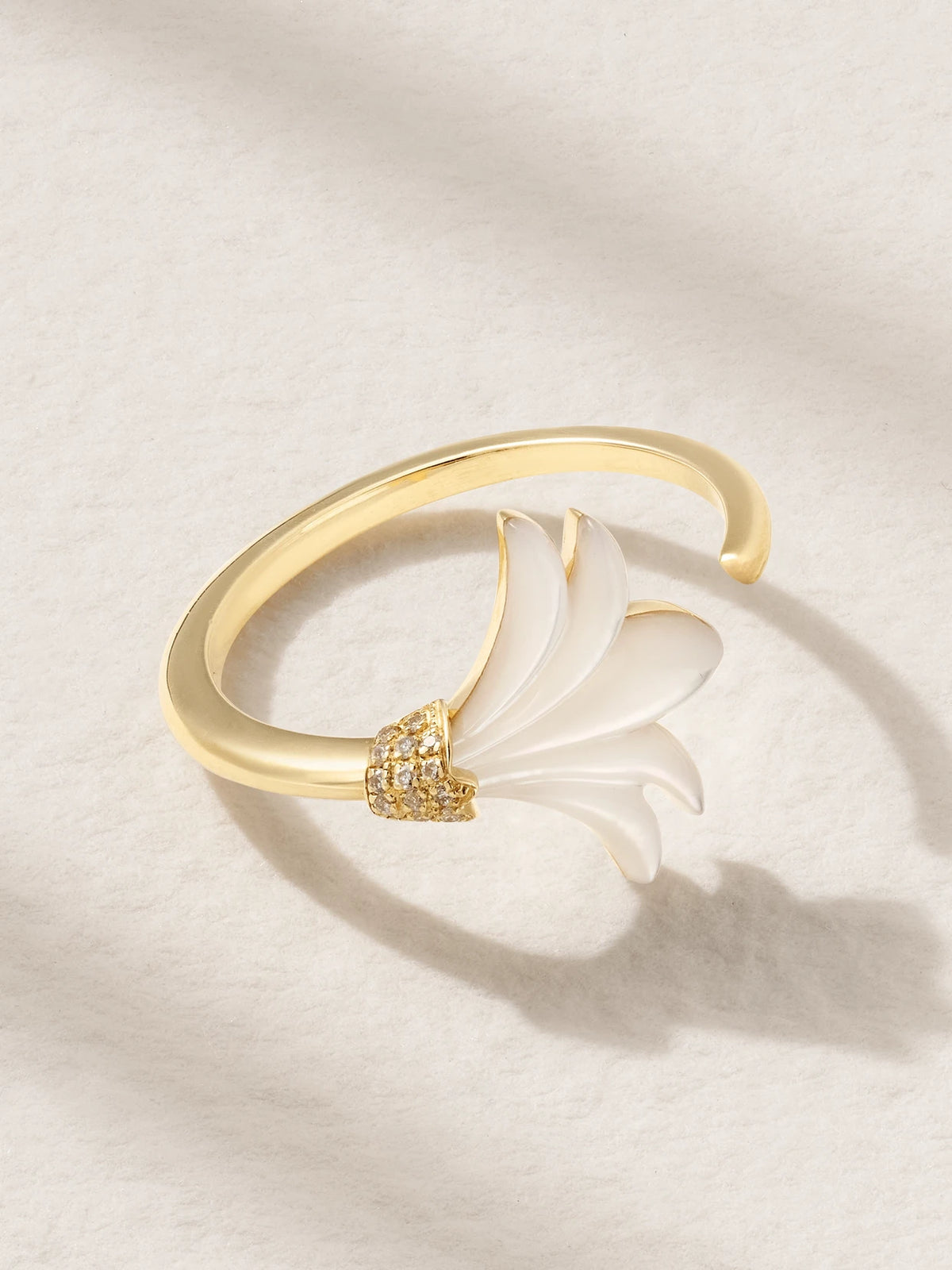 Mini Psychedeliah Vine 18-karat Gold, Mother-of-pearl And Diamond Ring