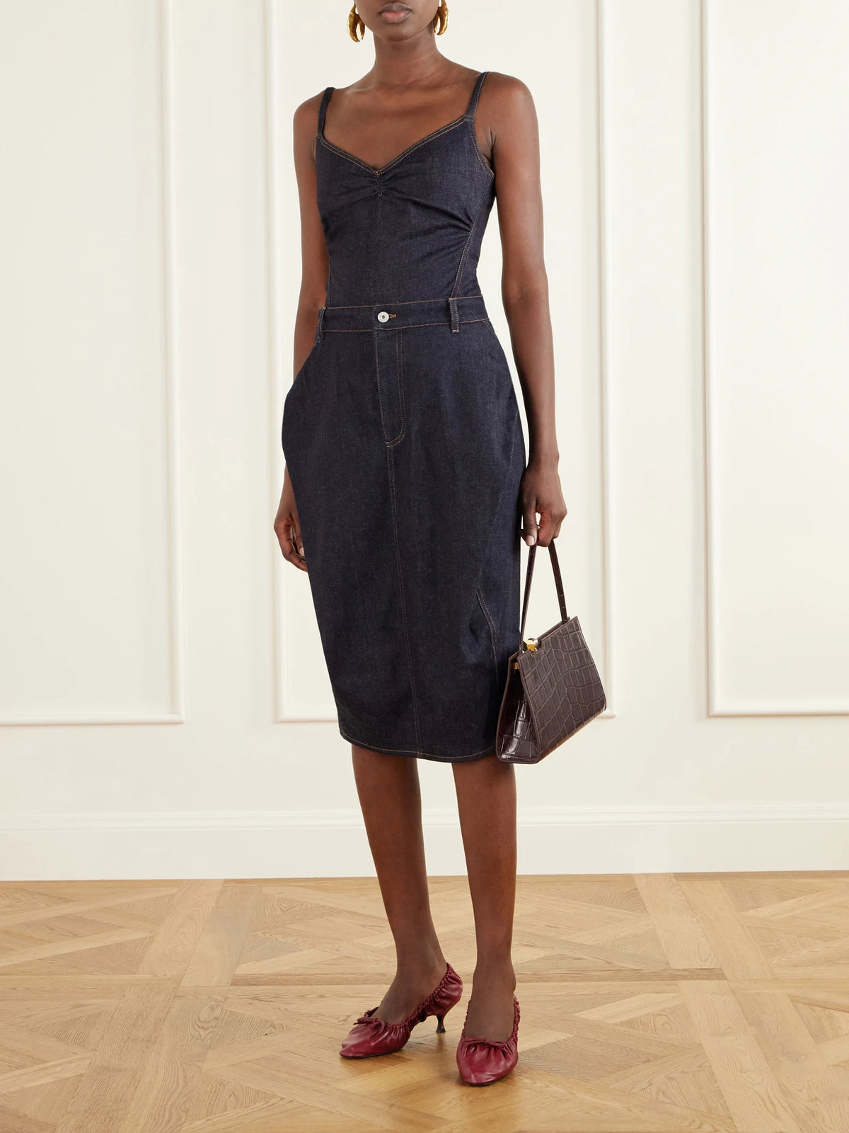 Image of Outfit Sets. Product name - Le Haut De-nimes Cotton And Cashmere-blend Denim Cami in Navy colour by brand - Jacquemus