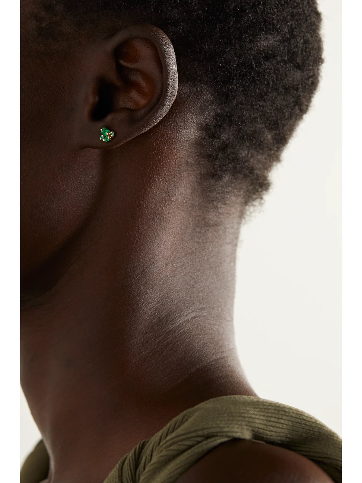 Image of Earrings. Product name - 18-karat Gold Emerald Earrings in Multi colour by brand - Suzanne Kalan
