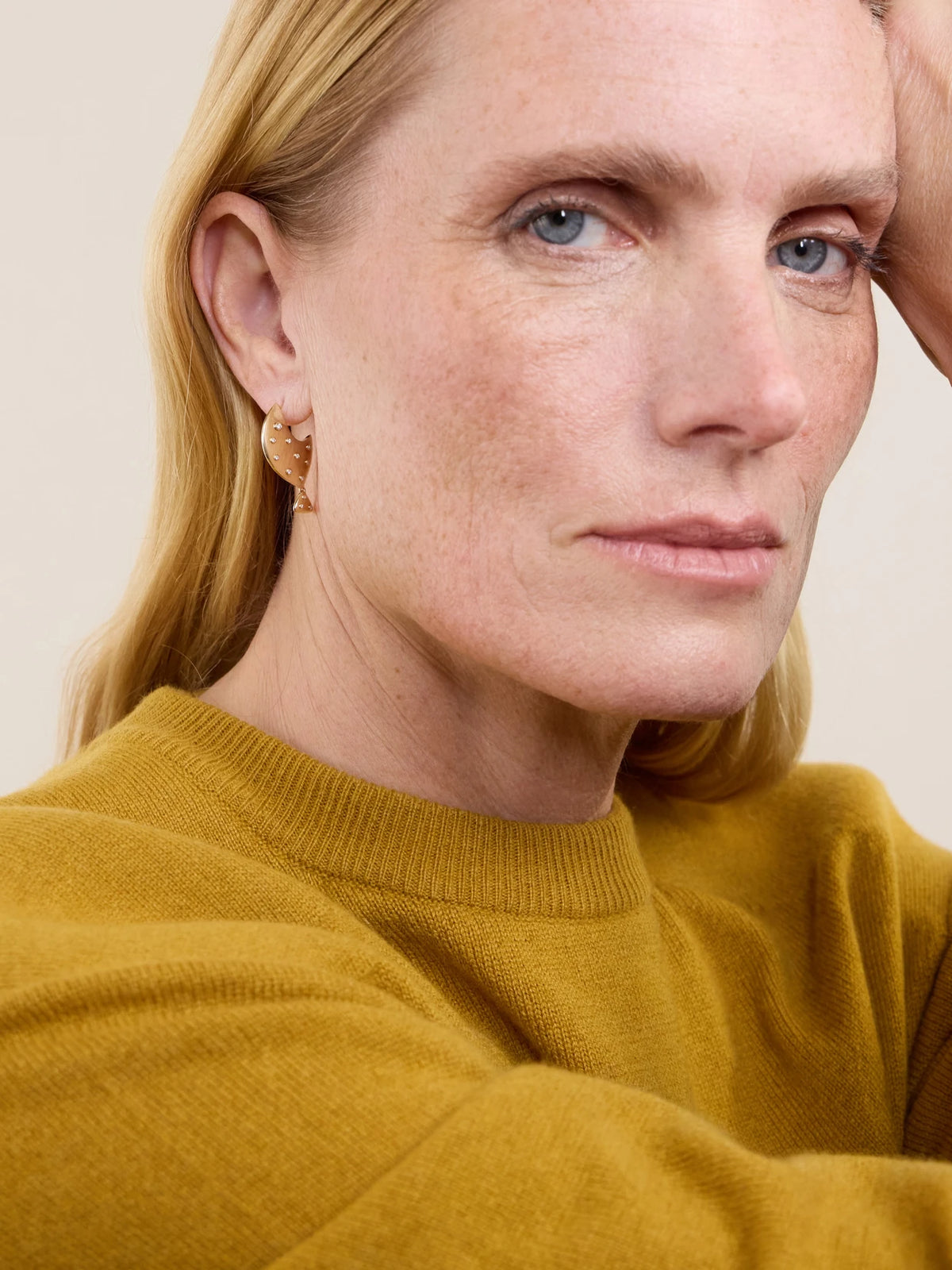Image of Earrings. Product name - Poisson Clown 9-karat Gold Diamond Single Earring in Multi colour by brand - Yvonne Léon