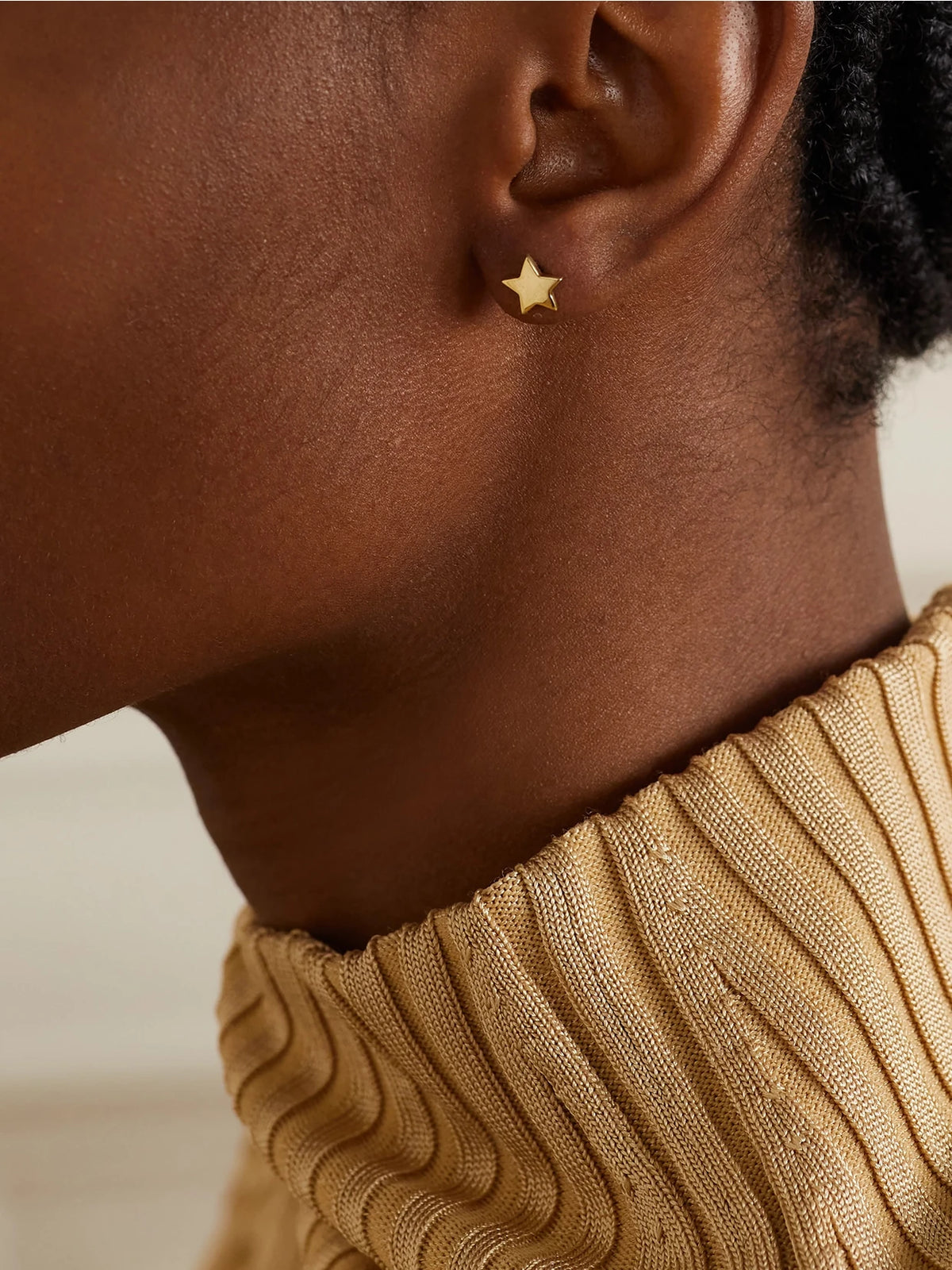 Image of Earrings. Product name - Shiny Superstellar 18-karat Gold Earrings in Multi colour by brand - Carolina Bucci
