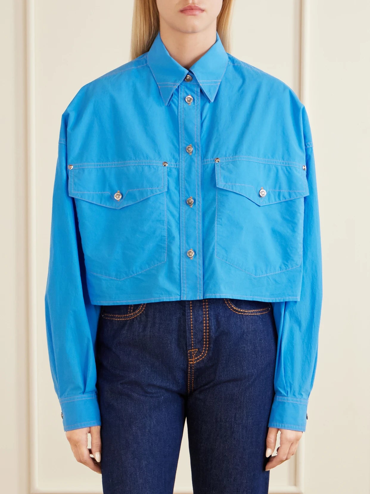 Medusa-embellished Cropped Cotton-poplin Shirt