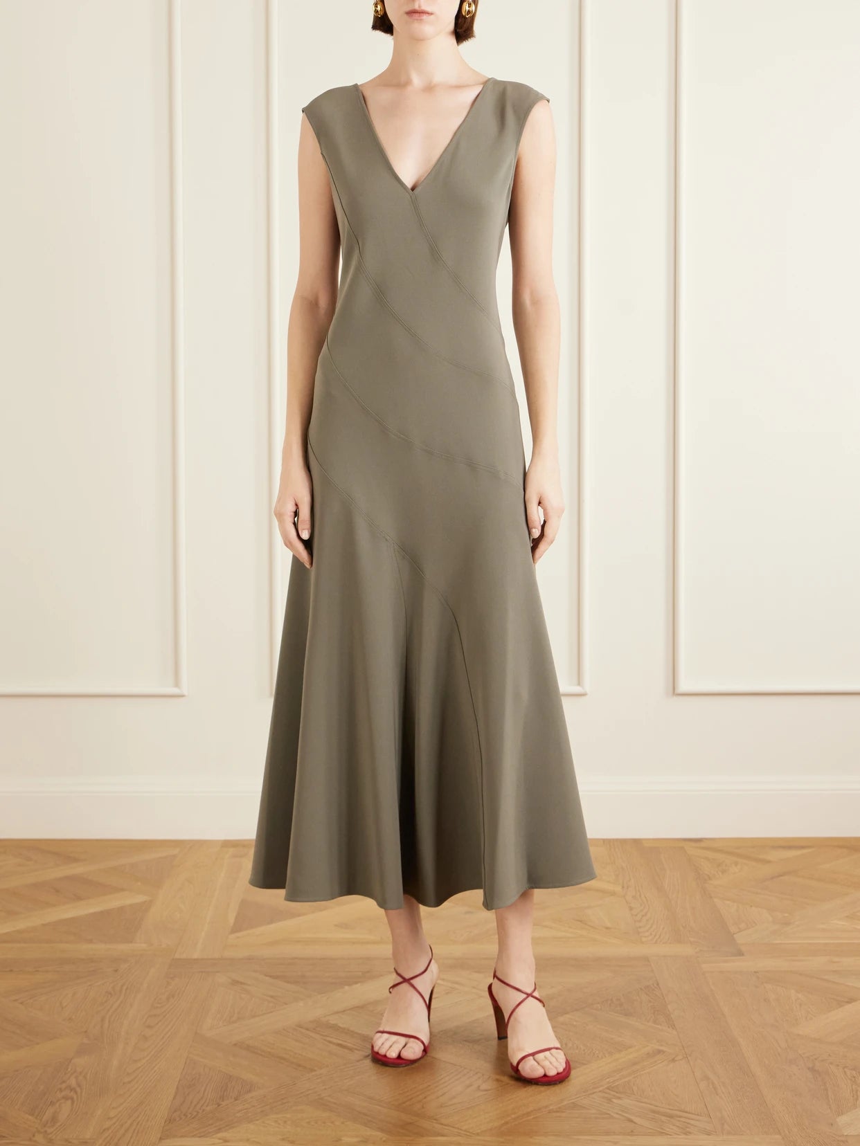Romana Pleated Crepe Midi Dress