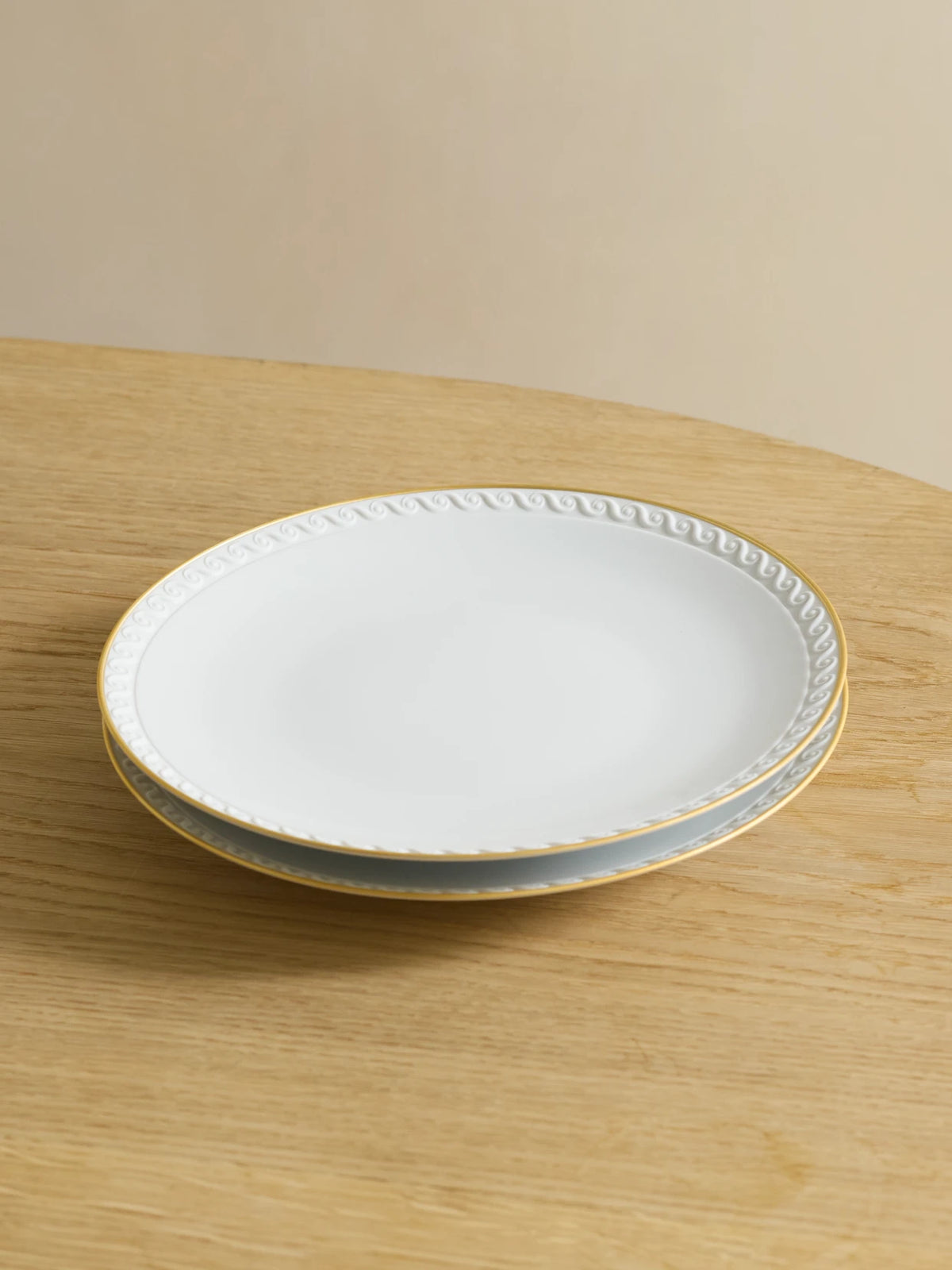 Neptune Set Of Two Gold-plated Porcelain Dessert Plates