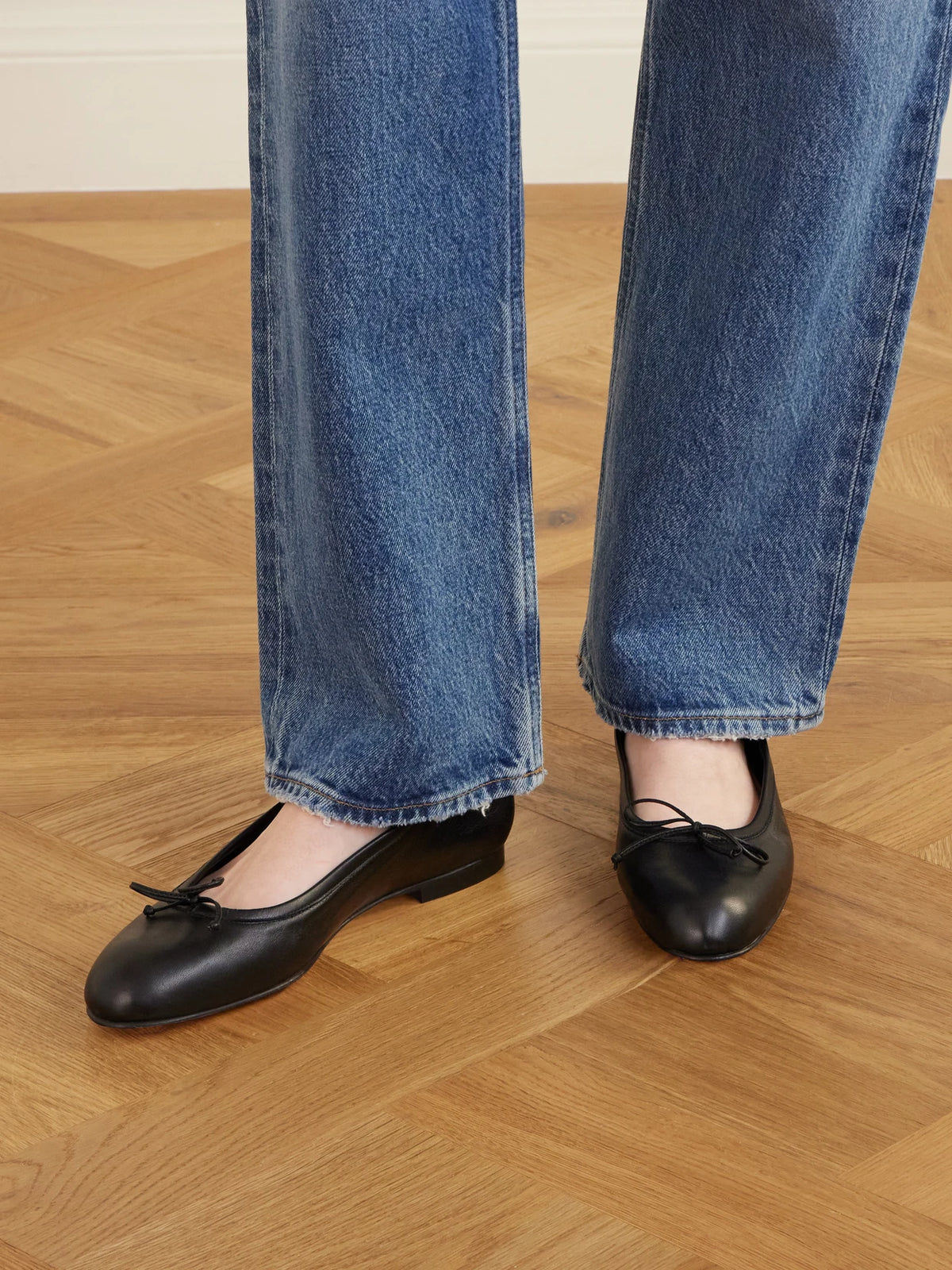 Veralli Bow-detailed Leather Ballet Flats