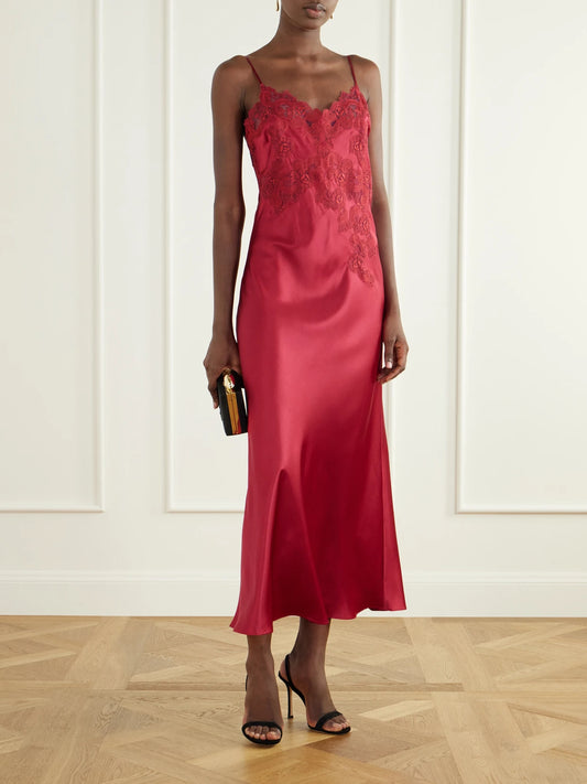 Image of Dresses. Product name - Grimilde Lace-trimmed Silk Maxi Dress in Red colour by brand - Loretta Caponi