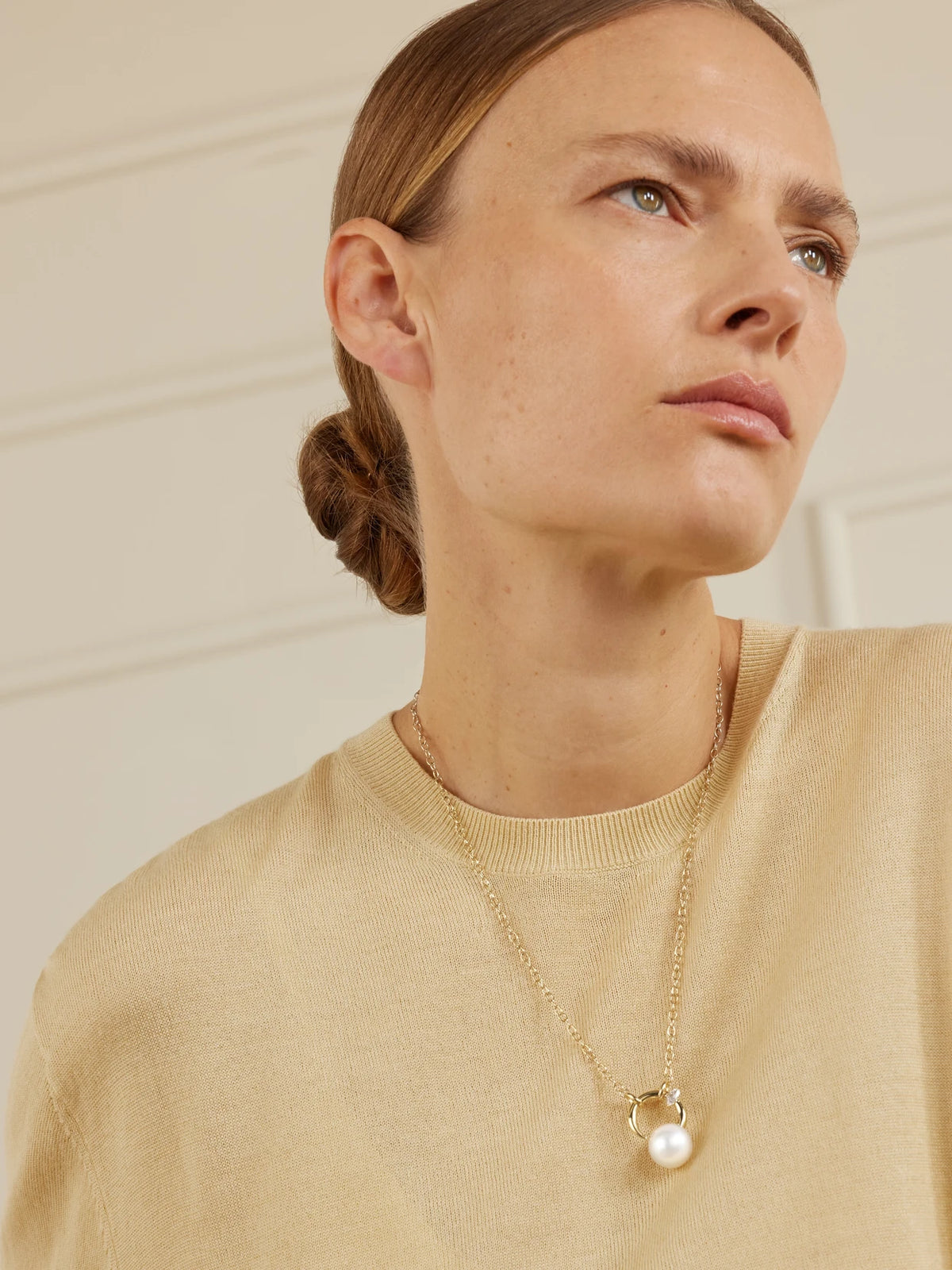 Image of Necklaces. Product name - 18-karat Gold, Pearl And Diamond Necklace in Multi colour by brand - Mizuki