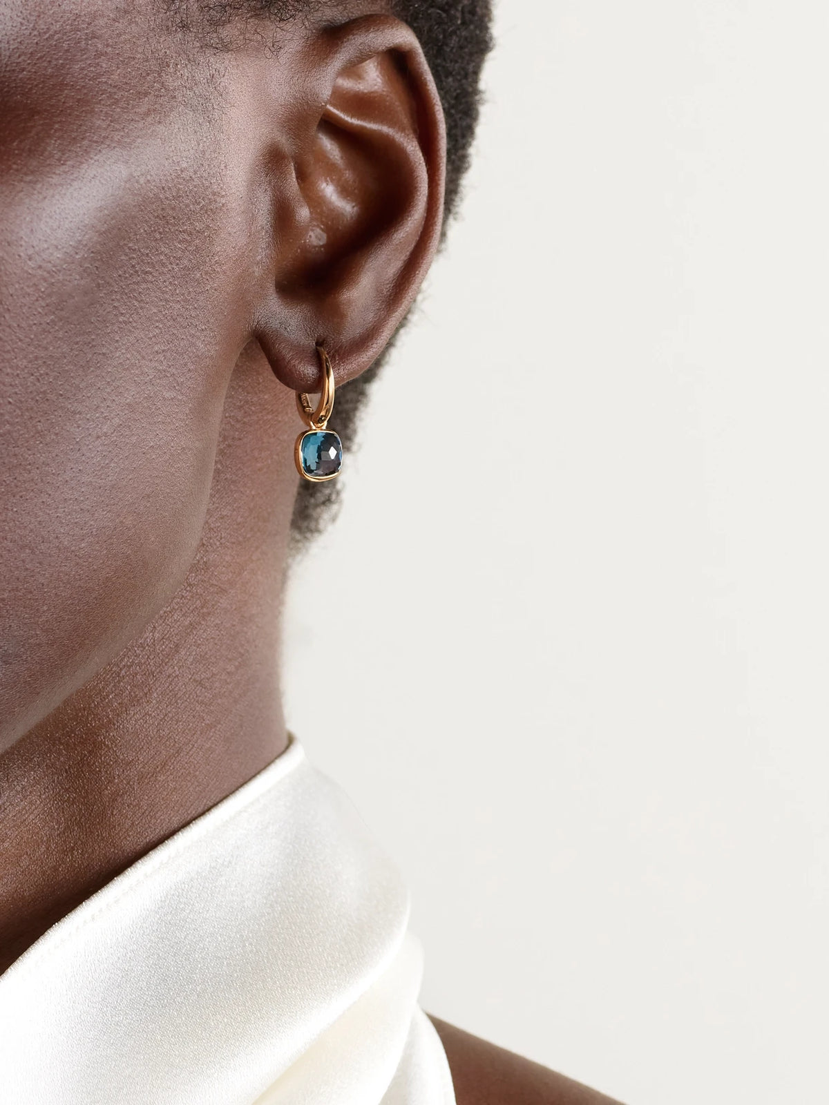 Image of Earrings. Product name - Nudo 18-karat Rose Gold Topaz Earrings in Multi colour by brand - Pomellato