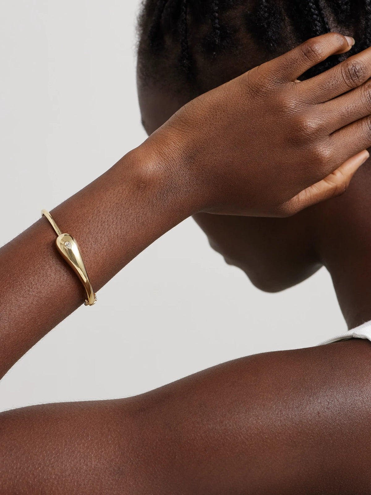 Image of Bracelets. Product name - Droplet 14-karat Gold Diamond Bracelet in Multi colour by brand - Mateo