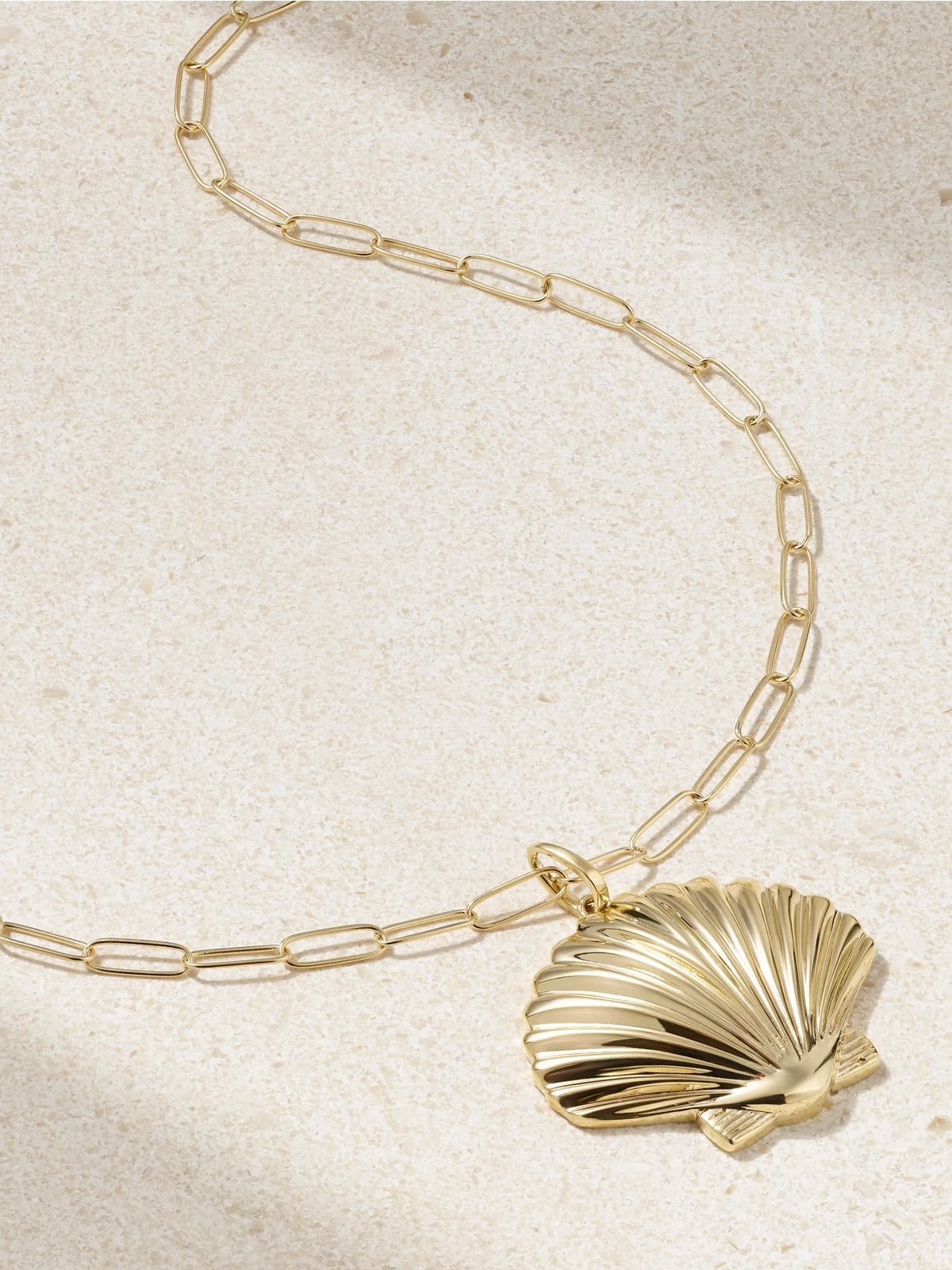 Large Venus 14-karat Gold Necklace