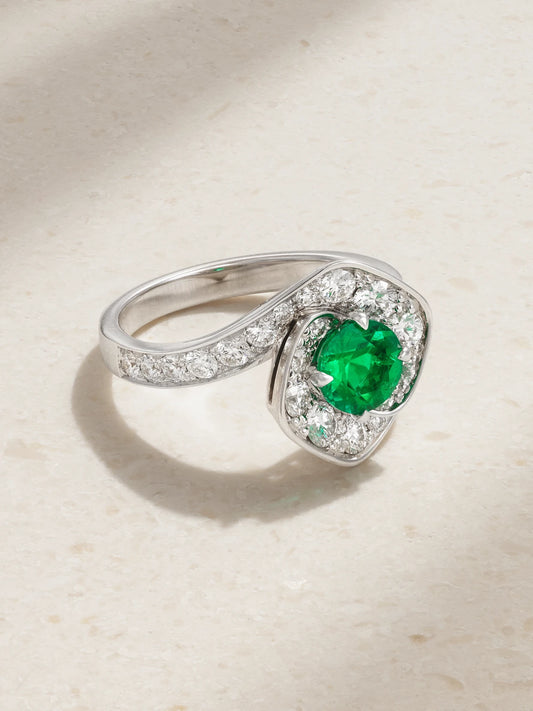Frozen Kiss 18-karat White Gold, Diamond And Emerald Ring