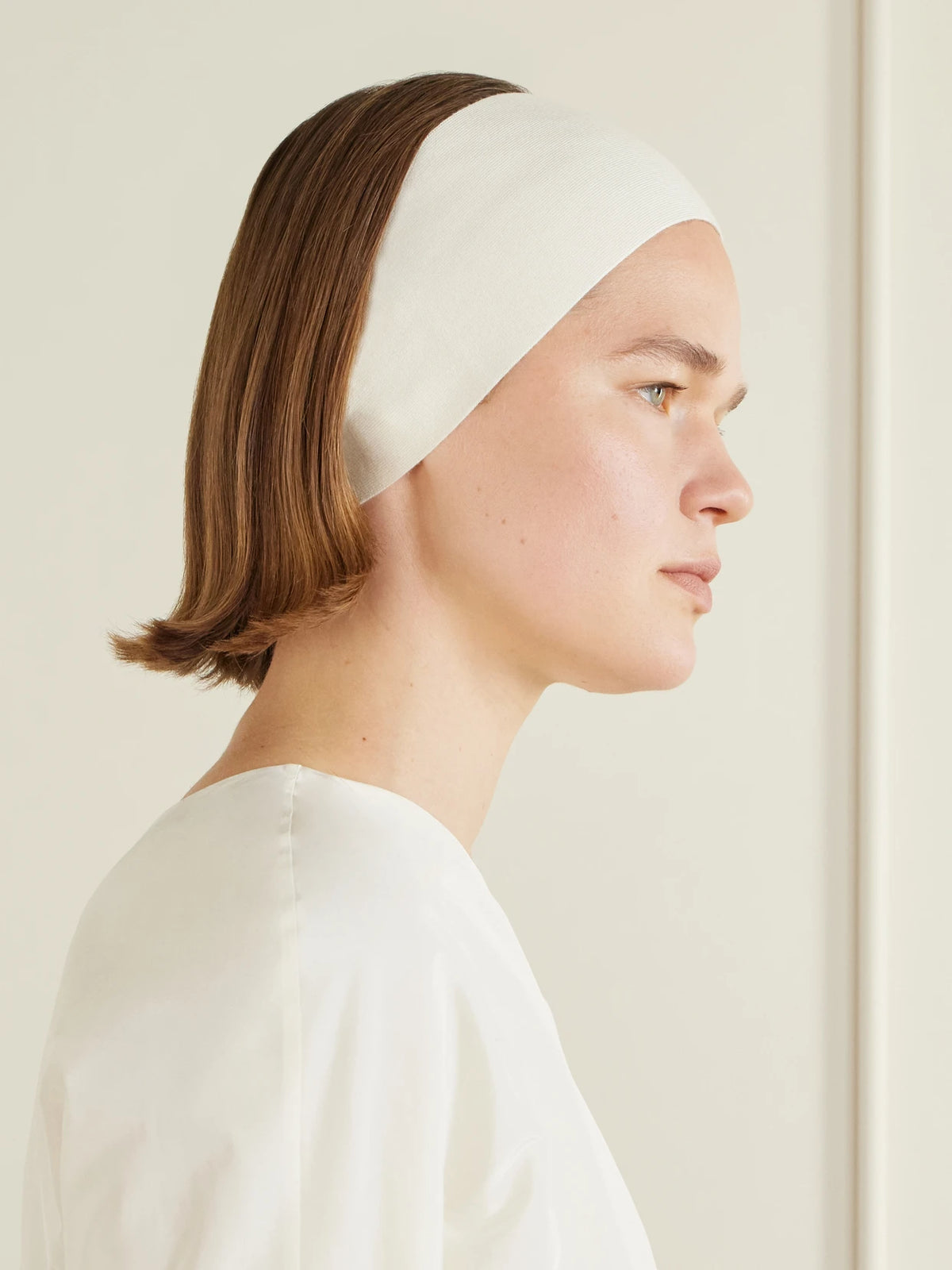Image of Accessories. Product name - Ombrea Cashmere-blend Headband in Ivory colour by brand - The Row