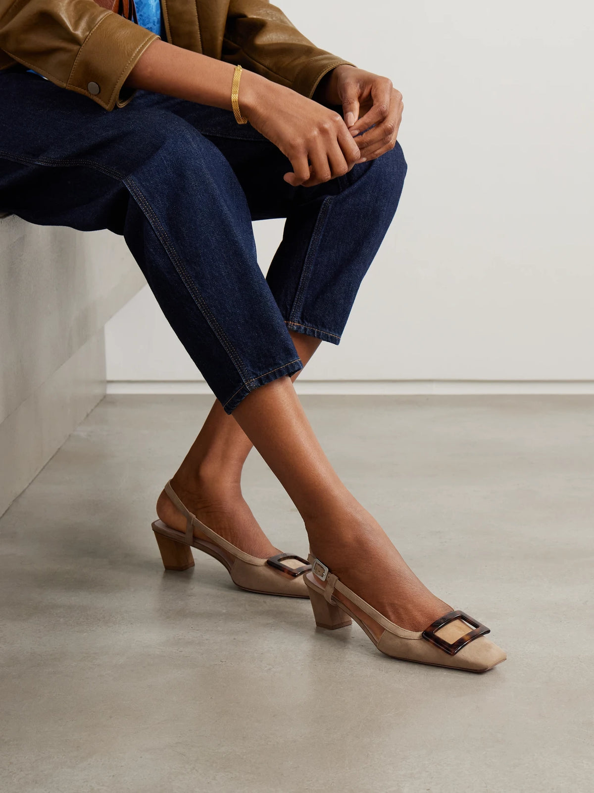 Roger Belle Vivier 45 Suede Slingback Pumps