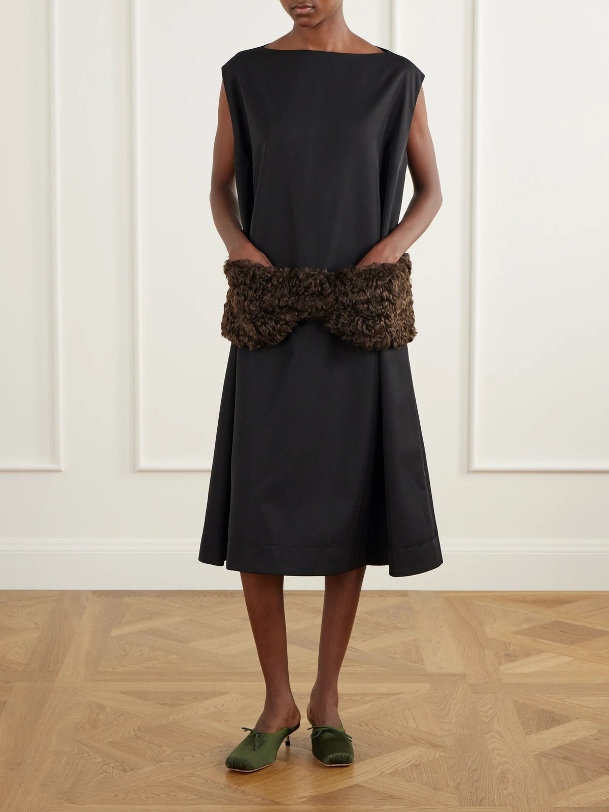 Image of Dresses. Product name - Plush-trimmed Twill Midi Dress in Black colour by brand - Simone Rocha