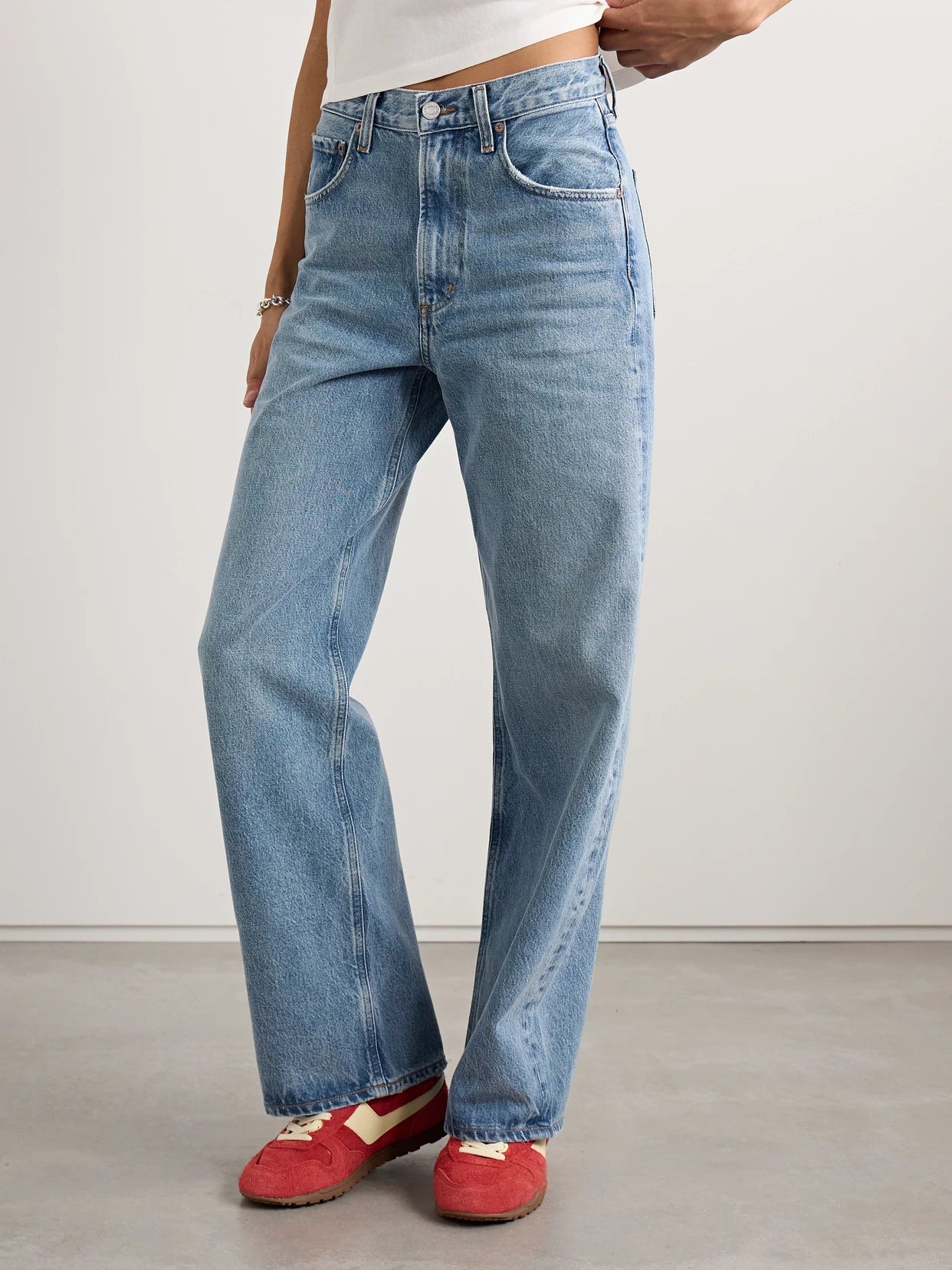 Low Curve Mid-rise Straight-leg Jeans
