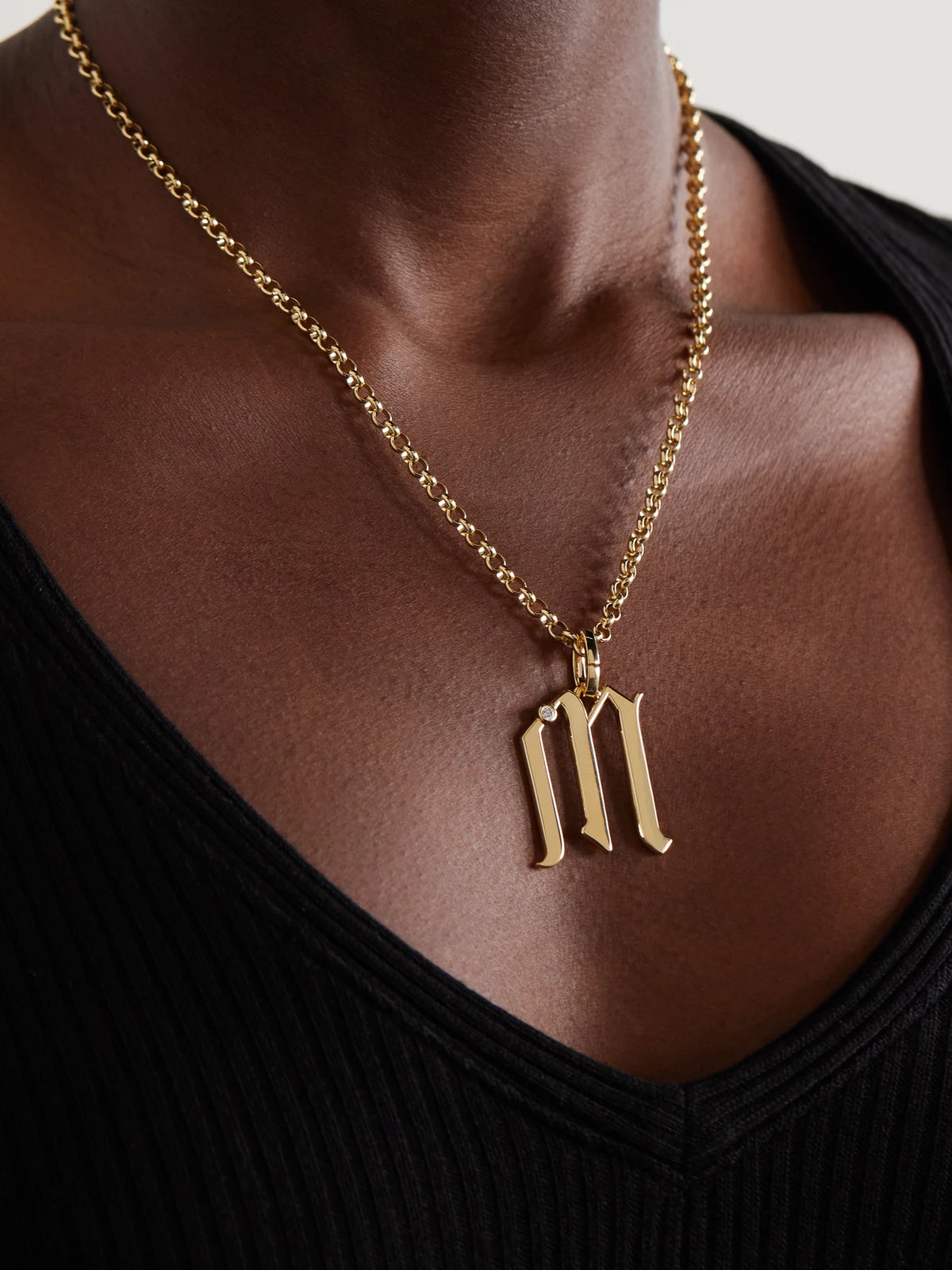 Image of Charms. Product name - Initials 18-karat Gold Diamond Pendant in B colour by brand - FoundRae