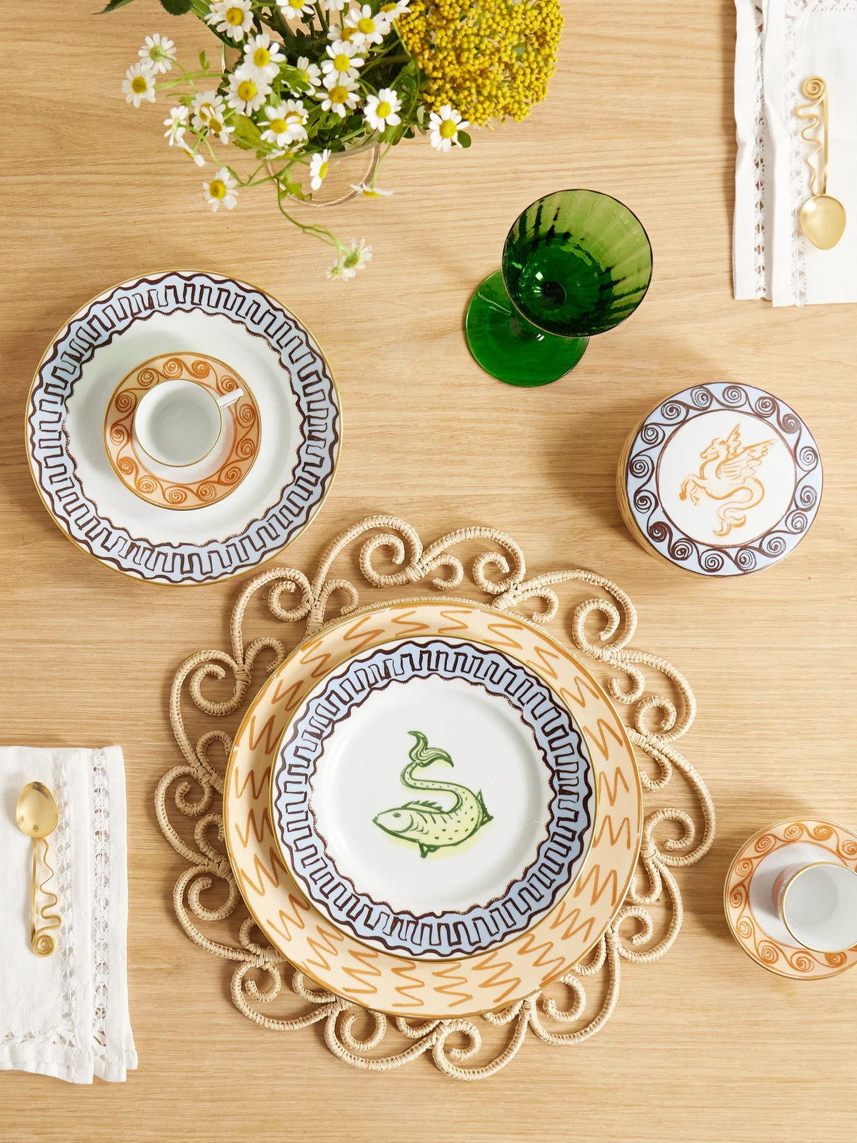 Image of Tableware. Product name - + Luke Edward Hall Il Viaggio Di Nettuno Gold-plated Porcelain Dessert Plate in White colour by brand - GINORI 1735