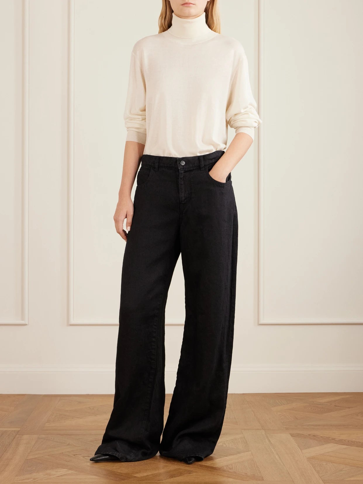 Image of Jeans. Product name - Eglitta High-rise Wide-leg Jeans in Black colour by brand - The Row