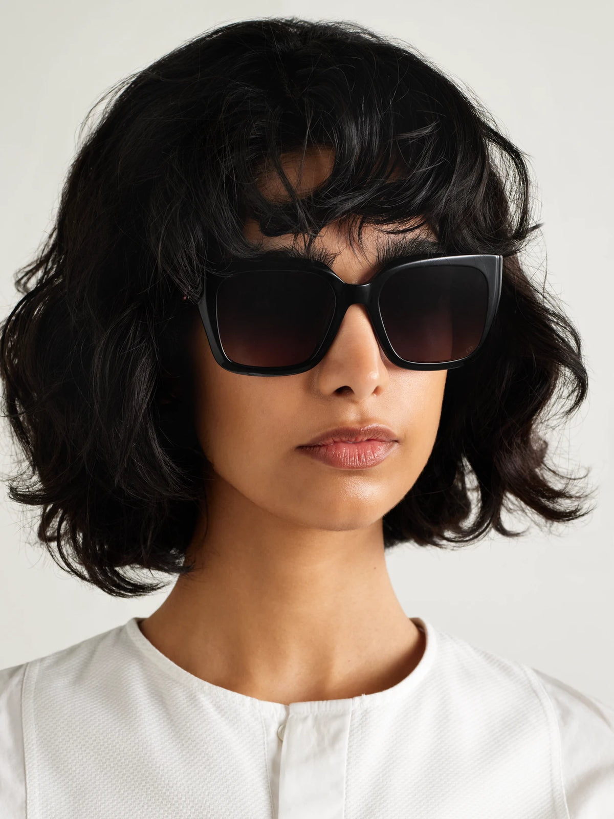 Image of Sunglasses. Product name - 30montaigne S8u Oversized Cat-eye Acetate Sunglasses in Black colour by brand - DIOR Eyewear